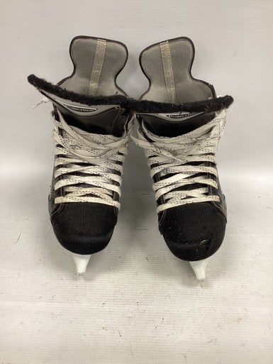 Used CCM POWERLINE 550 Junior Hockey Skate Junior 03 11851-S000035404