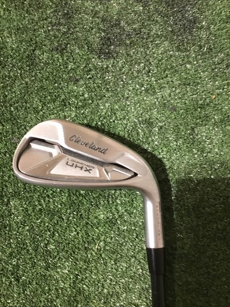 Cleveland Launcher UHX 44* Pitching Wedge (PW)Regular Miyazaki 6R Graphite Shaft