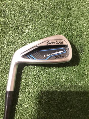 Cleveland Left Handed Ladies Launcher XL 33* 8 Iron Helium 50L Graphite (36.5)