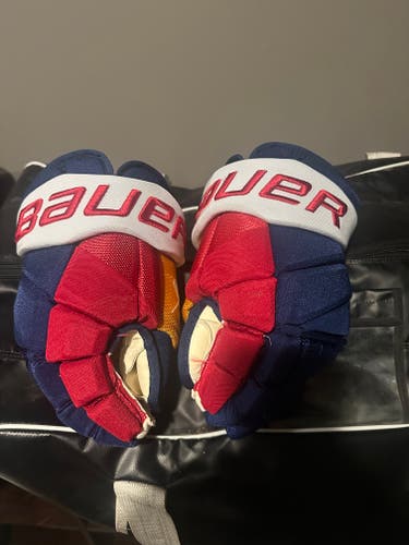 Blues Bauer Vapor Hyperlite Gloves 14" Pro Stock (Used)