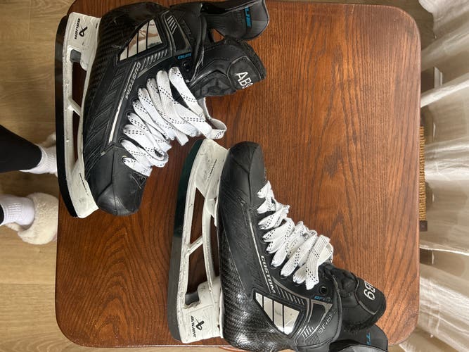 True Hockey Skates