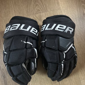 Bauer Hockey gloves