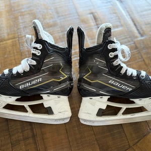 Bauer Supreme Ignite Pro+ Hockey Skates Size 1 (Used)