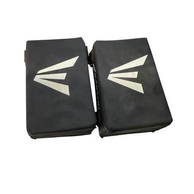Used Easton KNEE SAVER PAIR BB/SB Catchers Knee Savers Black 11760-S000079606