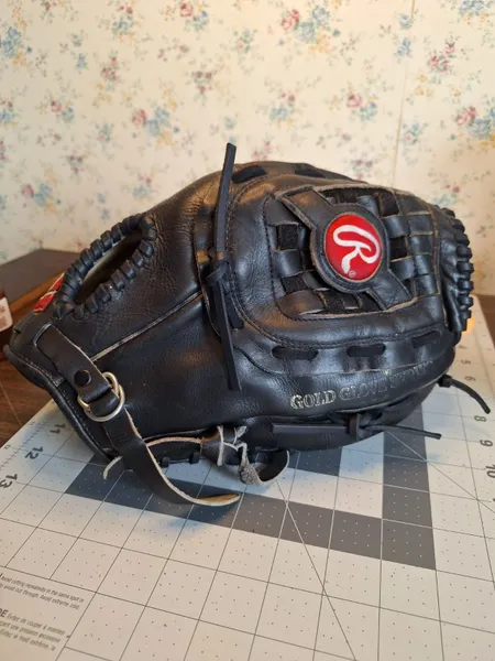 Rawlings PRO16BS 12.5" RHT Gold Glove Series Baseball Softball Glove