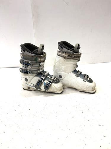 Used Dalbello ASPIRE Girls DH Ski Boot White 255 MP - M07.5 - W08.5 11860-S000295160