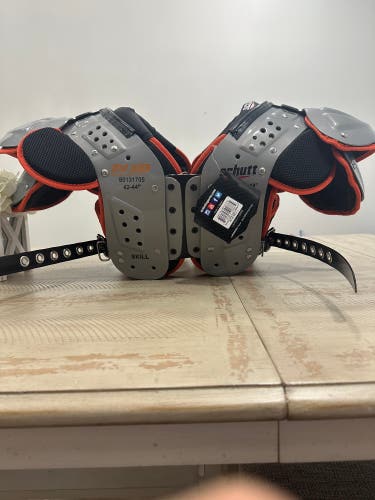 Large Adult Schutt XV HD Shoulder Pads (New)