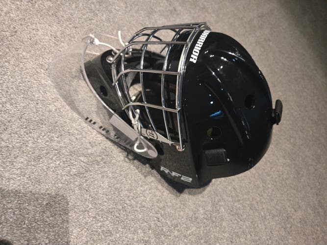 Junior 2024 Warrior Ritual F2 Goalie Mask (Used)