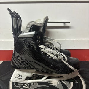 CCM AS-V Pro Hockey Skates Regular Width Pro Stock 10 (Used)