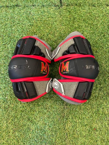 Maryland Large Adult Maverik Max Arm Pads (Used)