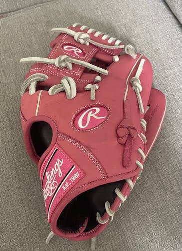 2024 Rawlings RH Outfield Gold Glove Elite Baseball Glove 11.5" (Used)