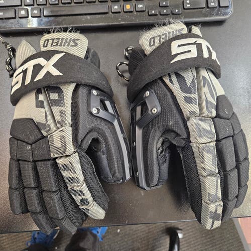 STX Shield Lacrosse Gloves 13" (Used)