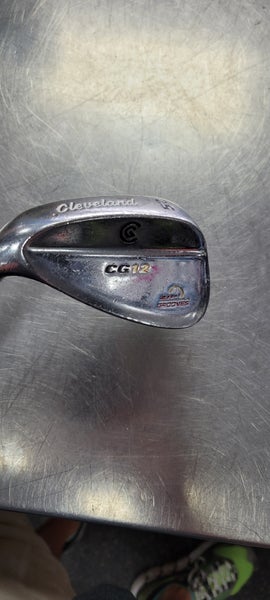 Used Cleveland CG12 Golf Wedge Mens LH 52 Degree 11497-S000150757