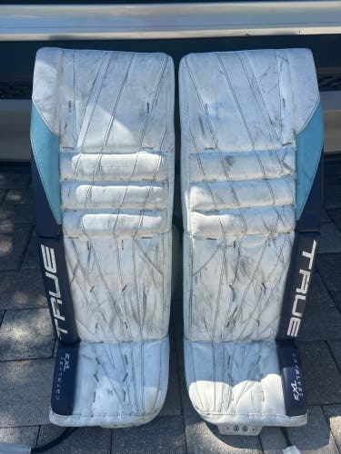 31"  True Catalyst 7X3 Limited Edition Goalie Leg Pads