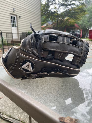 Akadema Torino Series 12” H-web