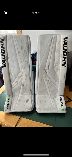 2024 24" Vaughn SLR4 Goalie Leg Pads (Used)