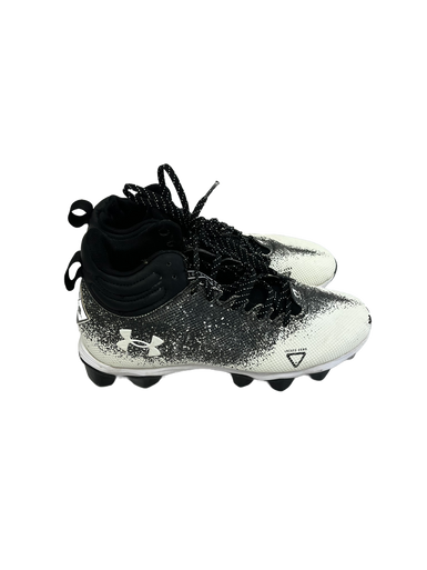 Used Under Armour SPOTLIGHT FRANCHISE Adult FB Cleats Black And White Senior 8 11692-S000139280