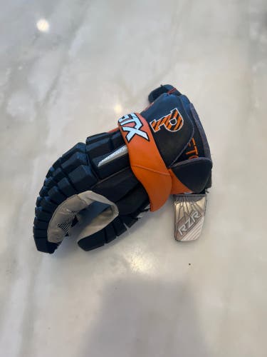 STX Surgeon RZR2 Lacrosse Gloves Large (Used)