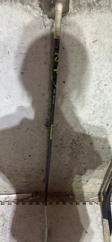Junior Bauer Ag5nt Left Hand Hockey Stick P92 (Used)