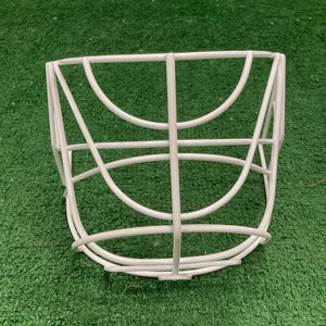 HM30 Goalie White Cat Eye Cage (Used)