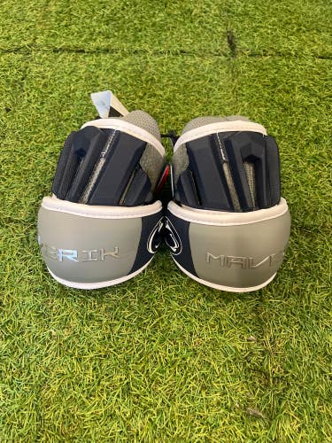 Penn State Large Adult Maverik Max Arm Pads (New)