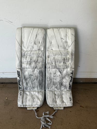 34+2 True 7x3 Goalie Pads