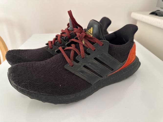 Black Men's Adult Size M 10.5 (W 11.5) Adidas Ultraboost Shoes (Used)