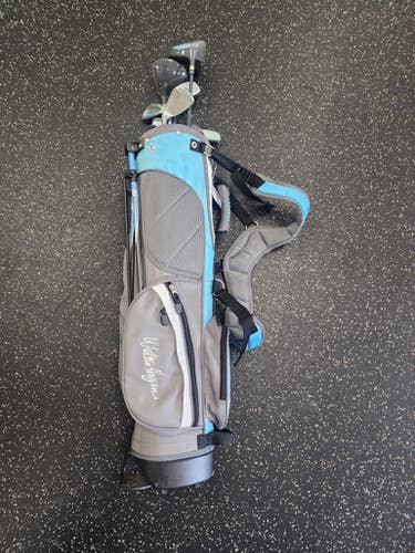 Used Walter Hagen JR SERIES 3 Jr Package Set RH Carolina Blue 11 Piece 11849-S000030095