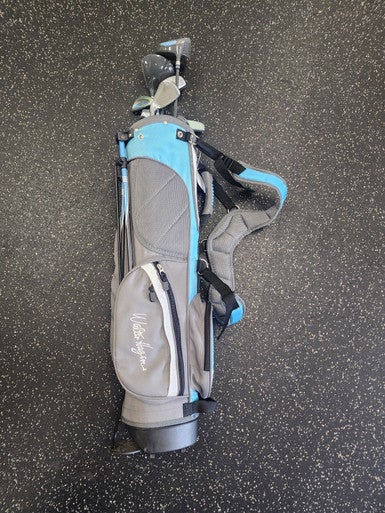 Used Walter Hagen JR SERIES 3 Jr Package Set RH Carolina Blue 11 Piece 11849-S000030095