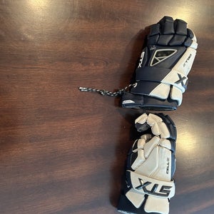 STX Cell IV Lacrosse Gloves Small (Used)