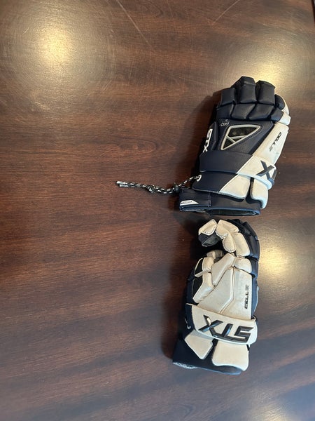STX Cell IV Lacrosse Gloves Small (Used)
