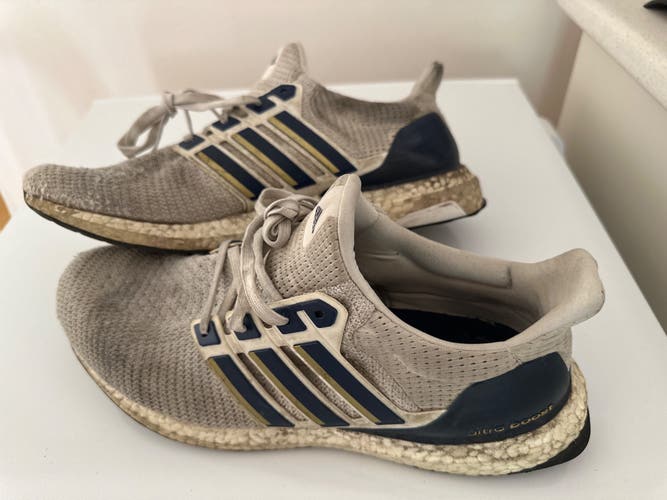 Adidas ultra Boost Used Size 10.5