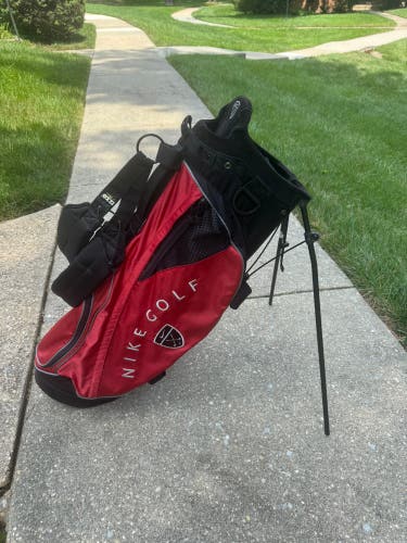 Nike Stand Golf Bag Used