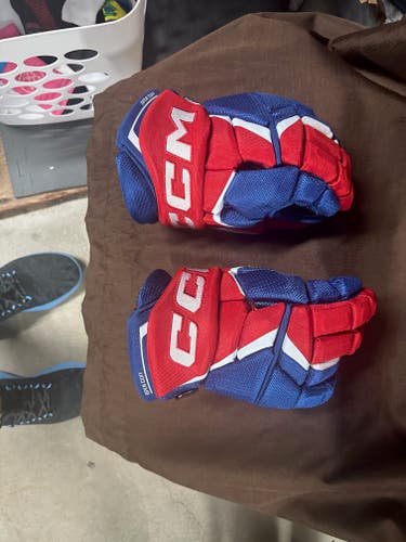 CCM JetSpeed FT6 Gloves 13" (Used)