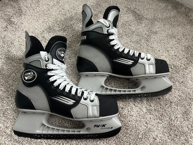 Rare Bauer Vapor 10 senior 9B size