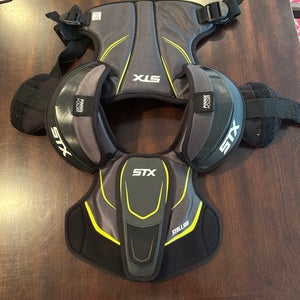 Medium Youth STX Stallion 200+ Shoulder Pads (Used)