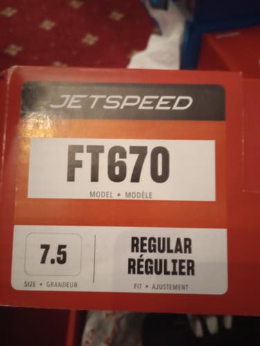 *Unused* CCM JetSpeed FT670 Hockey Skates Regular Width 7.5 (New)