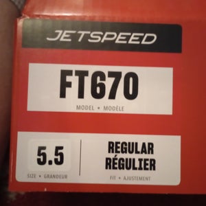 *Unused* CCM JetSpeed FT670 Hockey Skates Regular Width Size 5.5 (New)