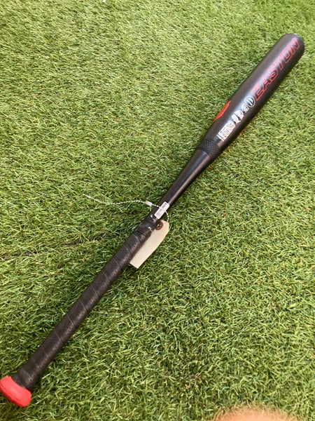 Easton Ghost Advanced Fastpitch Bat 2024 (-11)