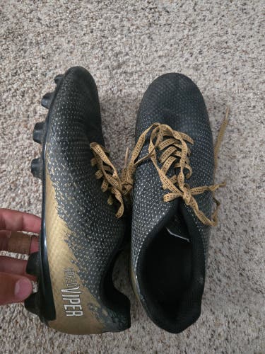 Gold Kids 5Y (Big Kids / Youth) DSG Turf Cleats Cleats (Used)