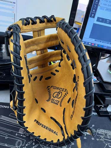 Force 3 Pro Gear RH First Base Baseball Glove 13" (New)