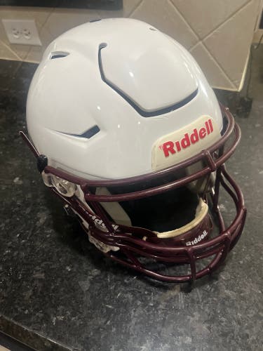 Youth Medium Riddell SpeedFlex Helmet (Used)