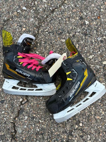 Youth Bauer Supreme M4 Hockey Skates 12.5 (Used)