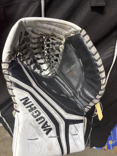 2024 Vaughn V10 Pro Carbon Regular Pro Stock (Used)