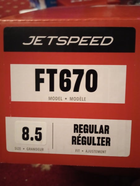 *Unused* CCM JetSpeed FT670 Hockey Skates Regular Width 8.5 (New)