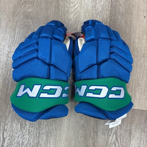 CCM HGJSCHLPP Gloves 14” Pro Stock (New)