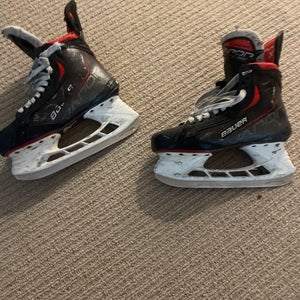 Used size 6 fit 3 Bauer 3x pros