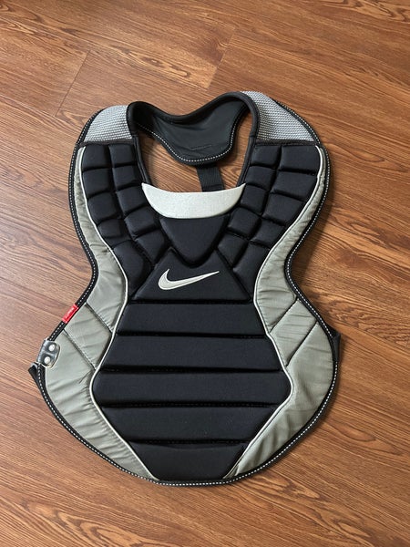 Nike Catcher's Chest Protector (New)