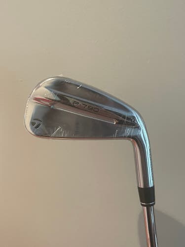 Men's 2025 TaylorMade P790 Right Handed Iron Set 4-pw Stiff Flex  (New)