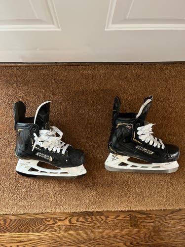 Bauer Supreme 2S Pro Hockey Skates Regular Width Pro Stock 7 (Used)